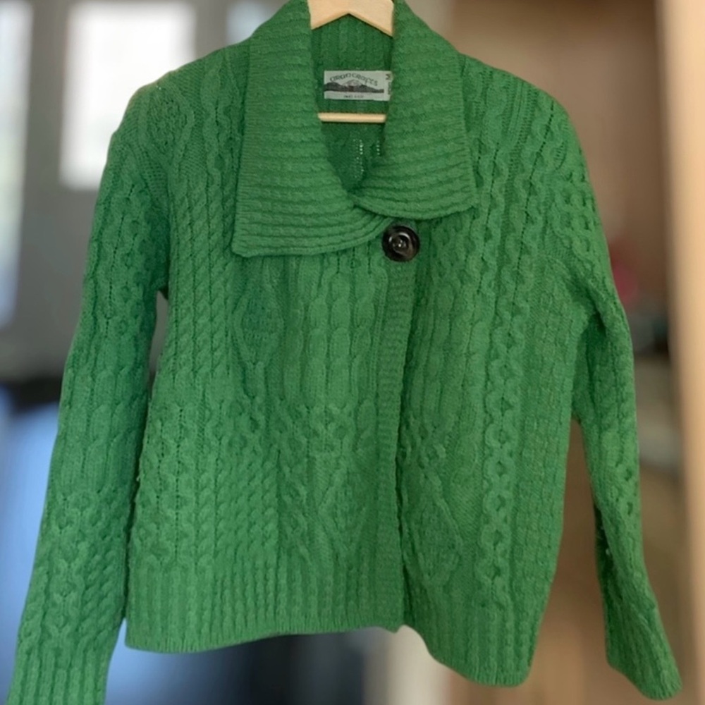 Aran 100% merino cable knit sweater